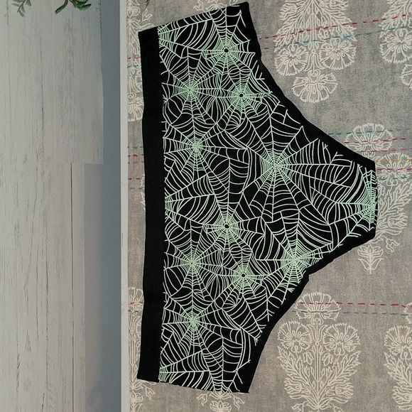 NWT | Torrid Cotton Mid-Rise Cheeky Panty | Size 2 - Picture 5 of 5